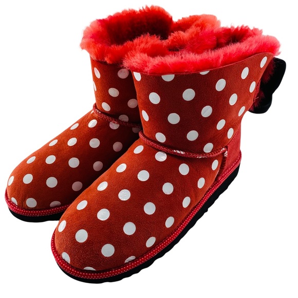 NEW UGG X Disney Minnie Sweetie Bow Polka Dot Shearling Sheepskin Boot Size 7 - Picture 3 of 16